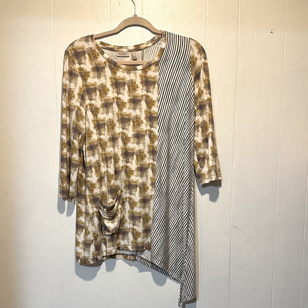Logo Lori‎ Goldstein size m